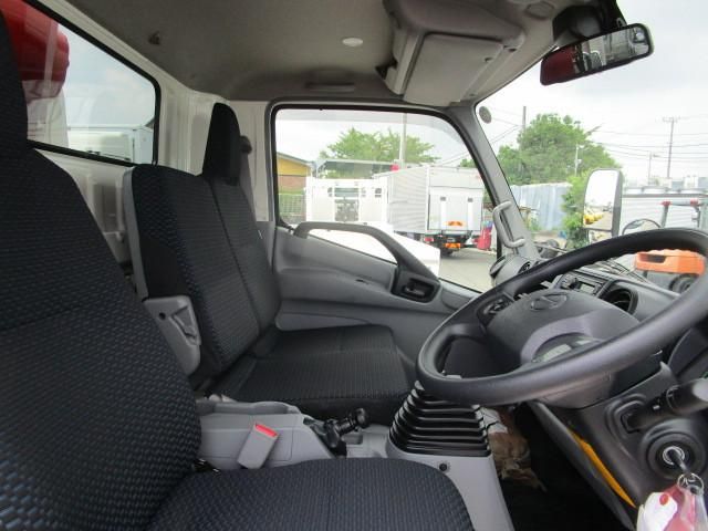 HINO DUTRO 2025 Image 31