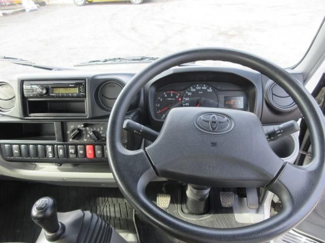 TOYOTA DYNA 2023 Image 31