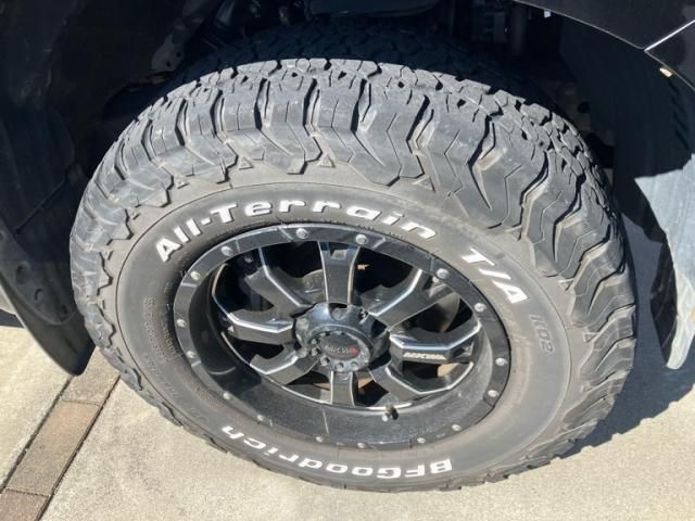 TOYOTA LANDCRUISER PRADO 2015 Image 31