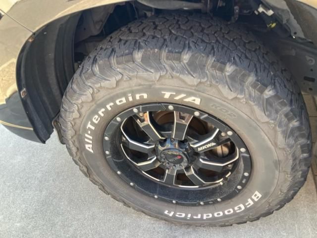 TOYOTA LANDCRUISER PRADO 2015 Image 31