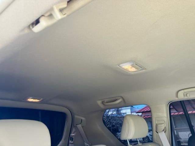 TOYOTA LANDCRUISER PRADO 2015 Image 31