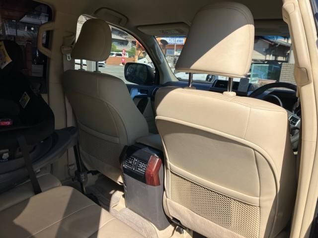 TOYOTA LANDCRUISER PRADO 2015 Image 31