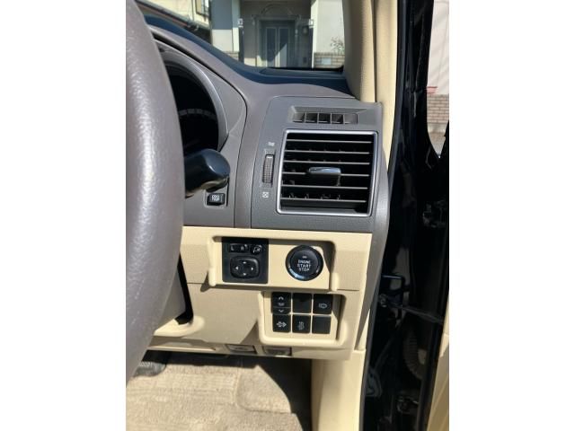 TOYOTA LANDCRUISER PRADO 2015 Image 31