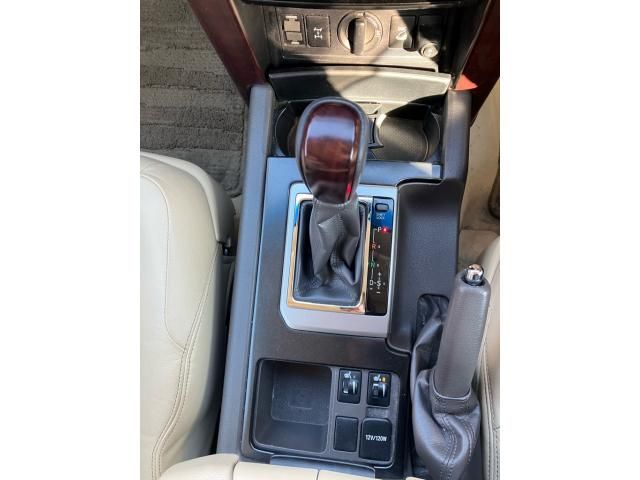TOYOTA LANDCRUISER PRADO 2015 Image 31