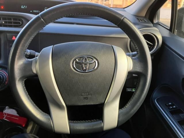 TOYOTA AQUA 2014 Image 31