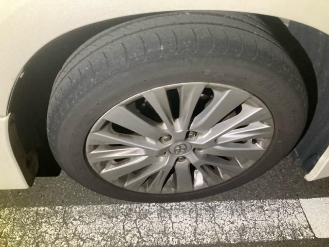 TOYOTA ALPHARD 2012 Image 31