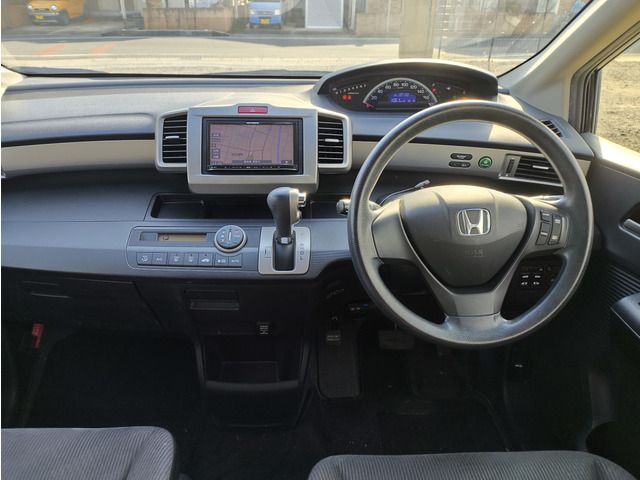 HONDA FREED 2013 Image 31