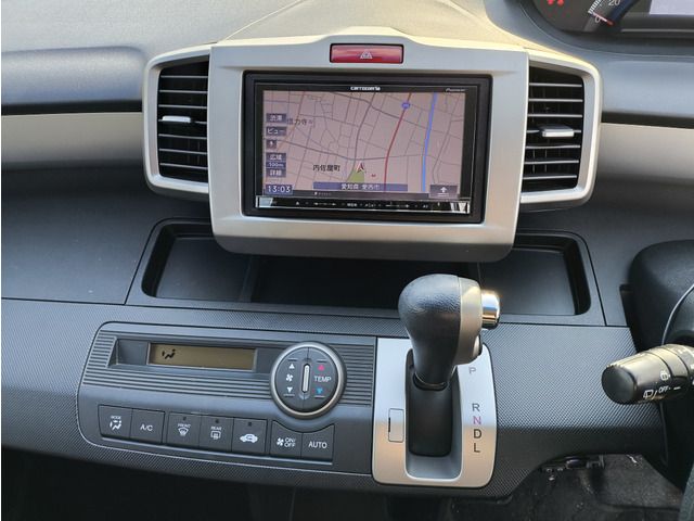 HONDA FREED 2013 Image 31