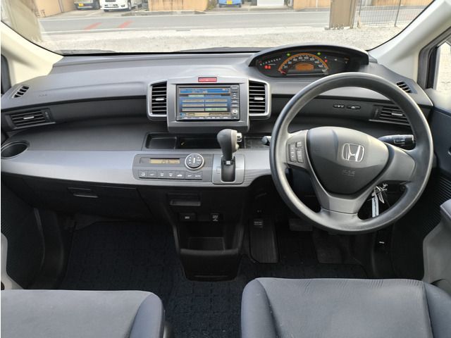 HONDA FREED 2010 Image 31