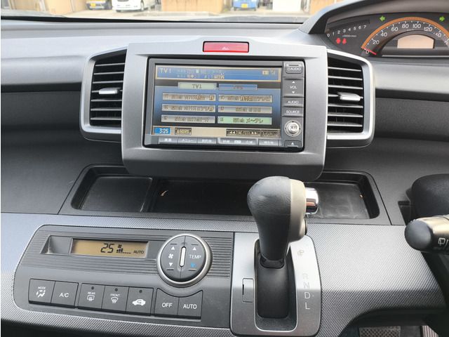 HONDA FREED 2010 Image 31