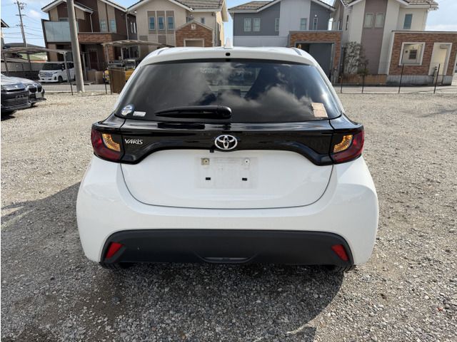 TOYOTA YARIS 2022 Image 31