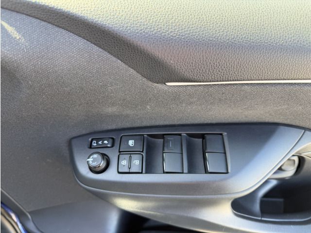 TOYOTA YARIS 2022 Image 31