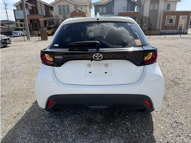 TOYOTA YARIS 2022 Image 31