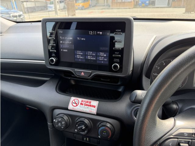 TOYOTA YARIS 2022 Image 31