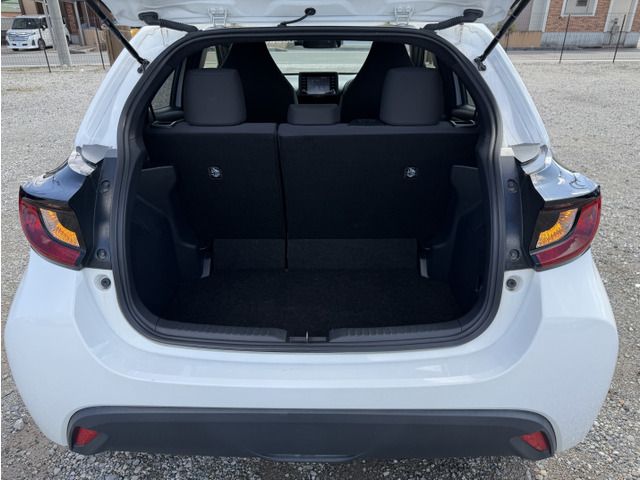 TOYOTA YARIS 2022 Image 31