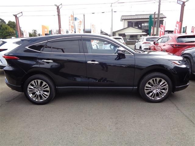 TOYOTA HARRIER 2WD 2024 Image 31