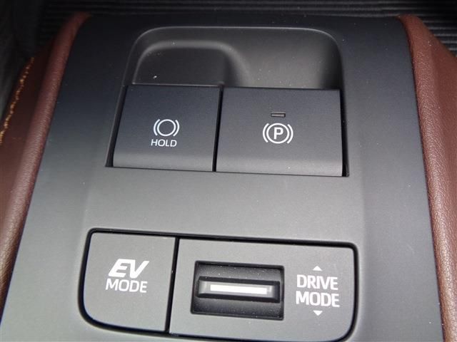 TOYOTA HARRIER 2WD 2024 Image 31