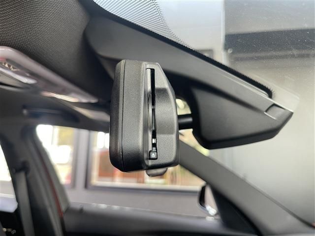 BMW 1SERIES 2019 Image 31