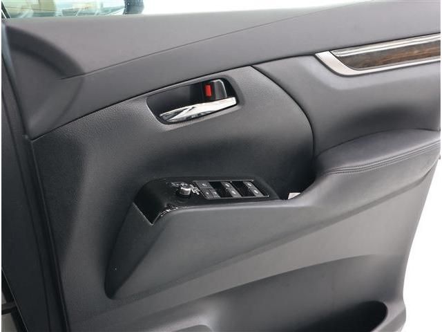 TOYOTA ALPHARD 2016 Image 31