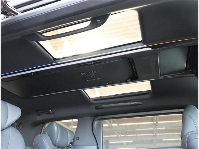 TOYOTA ALPHARD 2025 Image 31