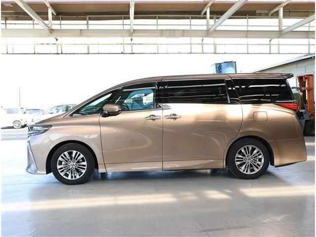 TOYOTA ALPHARD 2025 Image 31