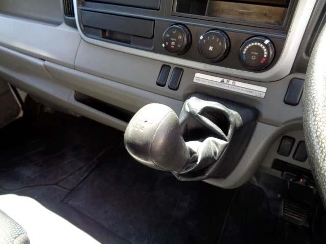 MITSUBISHI  2018 Image 31