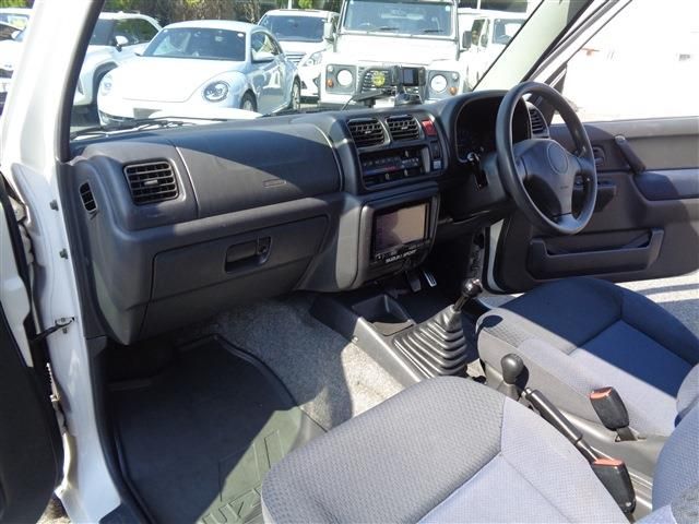 SUZUKI JIMNY 4WD 2003 Image 31