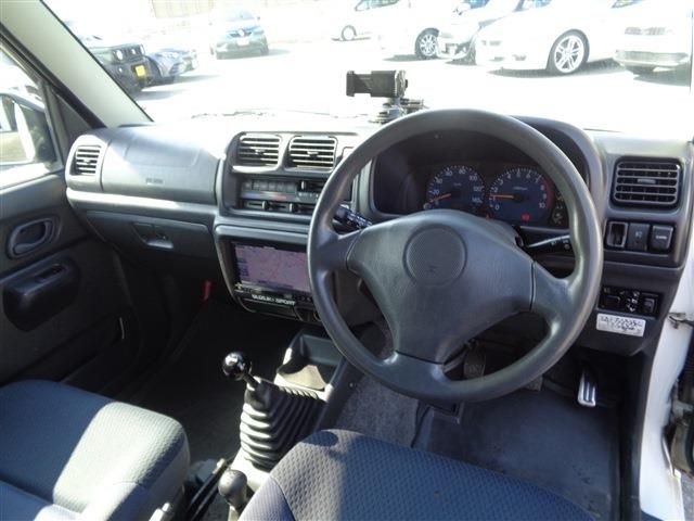 SUZUKI JIMNY 4WD 2003 Image 31