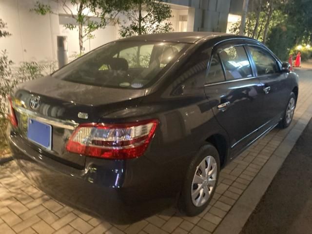 TOYOTA PREMIO 2014 Image 31