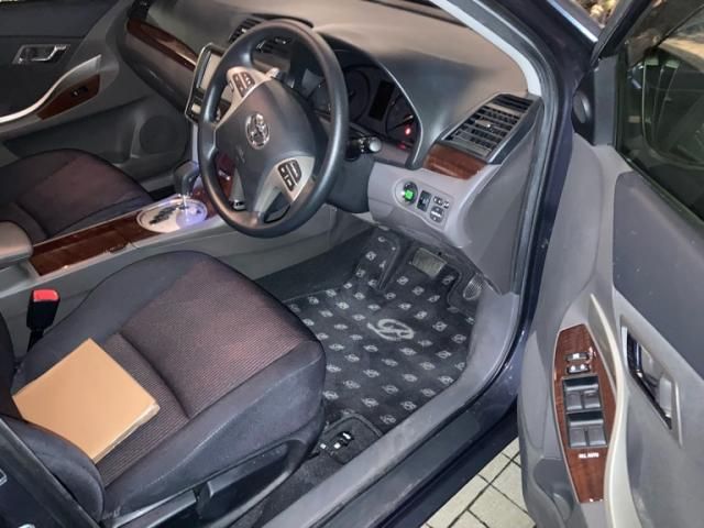 TOYOTA PREMIO 2014 Image 31