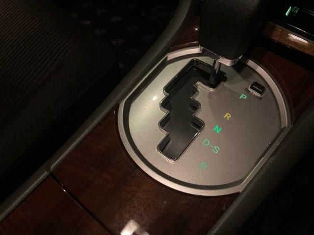 TOYOTA PREMIO 2014 Image 31