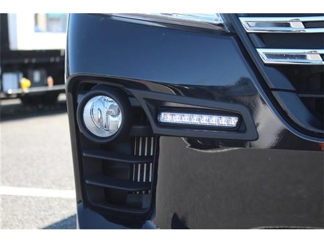 NISSAN NV350 CARAVAN 2020 Image 31