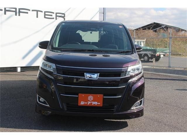 TOYOTA NOAH HYBRID 2018 Image 31
