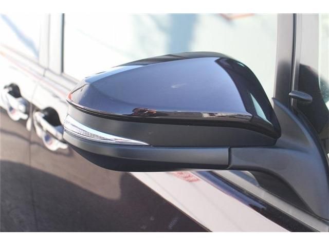 TOYOTA NOAH HYBRID 2018 Image 31