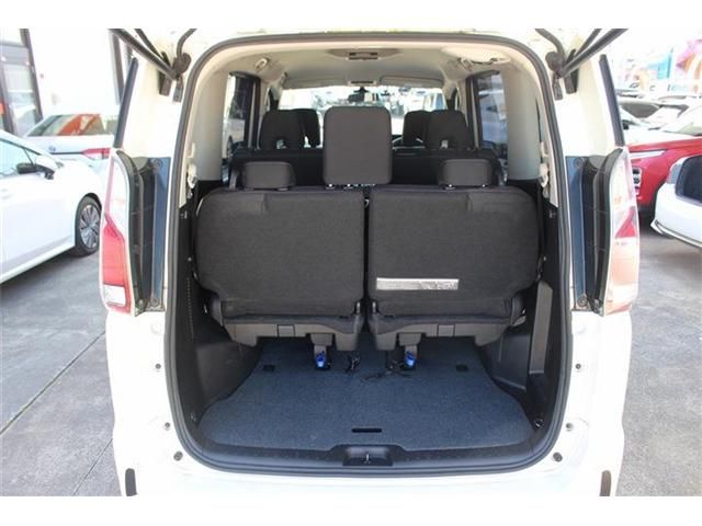 NISSAN SERENA  S-HYBRID 2017 Image 31