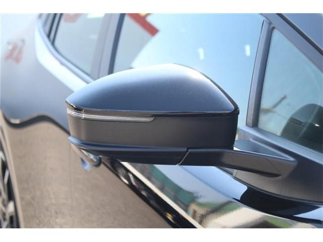 TOYOTA PRIUS PHV 2023 Image 31