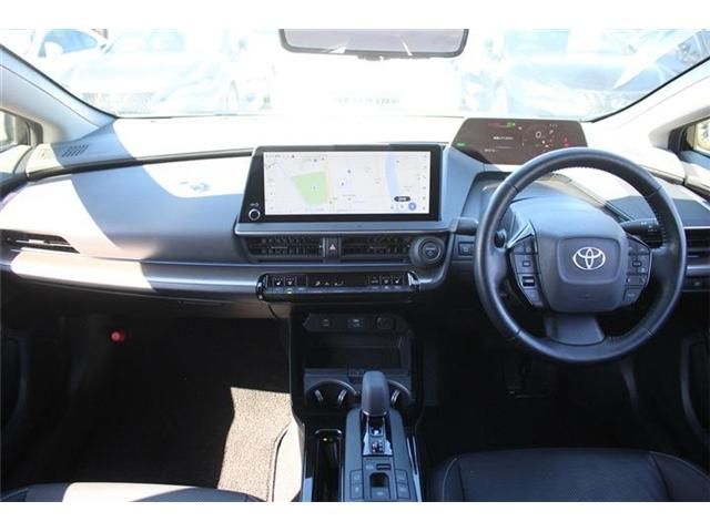 TOYOTA PRIUS PHV 2023 Image 31