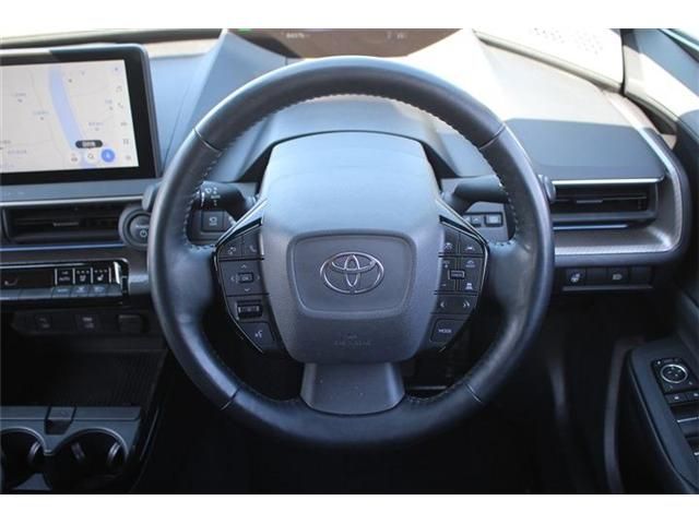 TOYOTA PRIUS PHV 2023 Image 31