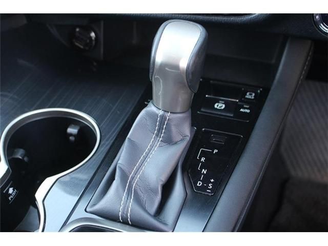 TOYOTA LEXUS RX450H AWD 2019 Image 31