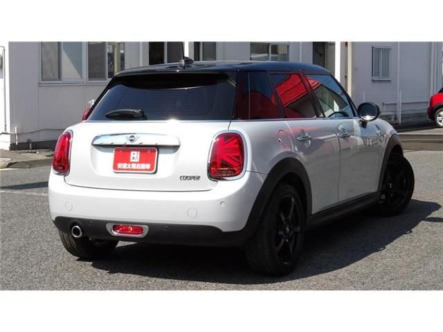BMW MINI COOPER 5DOOR 2021 Image 31