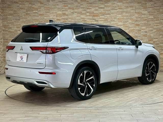 MITSUBISHI OUTLANDER PHEV 2022 Image 31