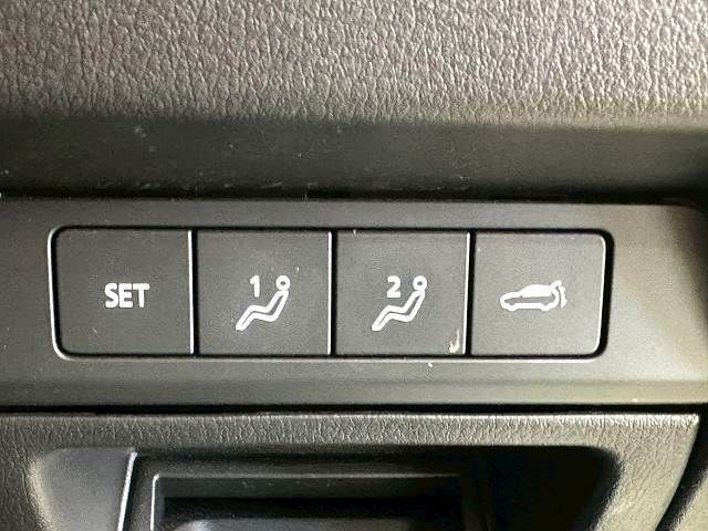 MAZDA CX-60 2023 Image 31