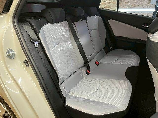 TOYOTA PRIUS 2016 Image 31