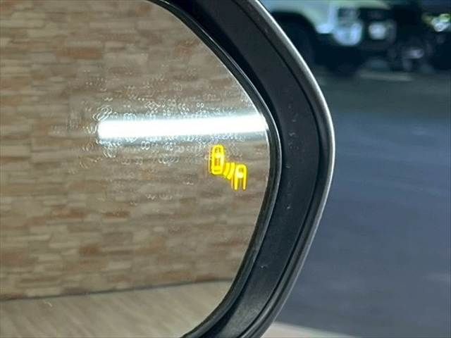 TOYOTA PRIUS 2016 Image 31