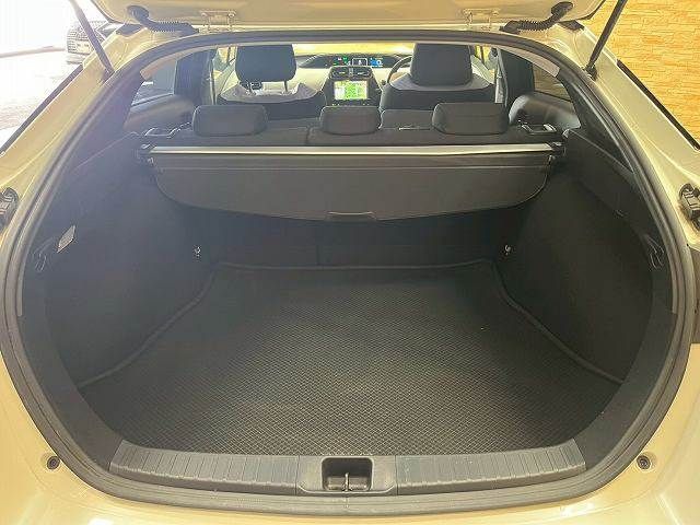 TOYOTA PRIUS 2016 Image 31