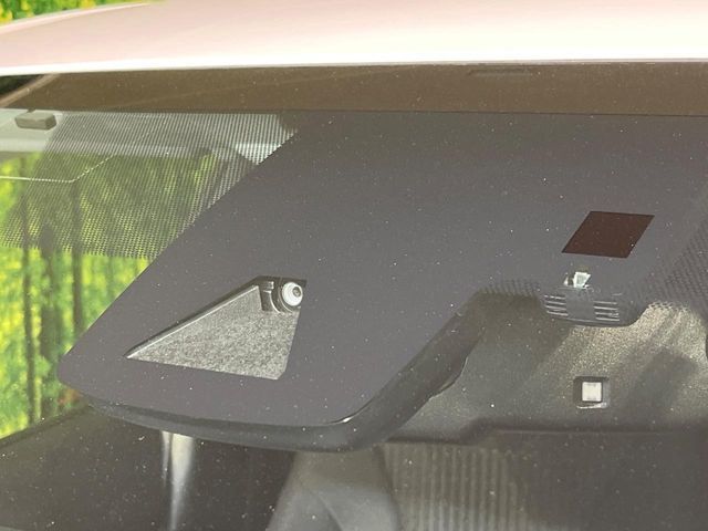TOYOTA PRIUS 2017 Image 31
