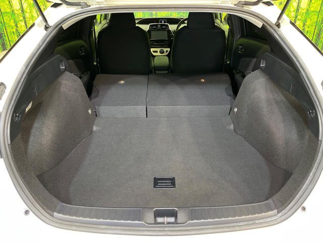 TOYOTA PRIUS 2017 Image 31