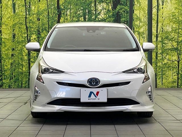TOYOTA PRIUS 2017 Image 31