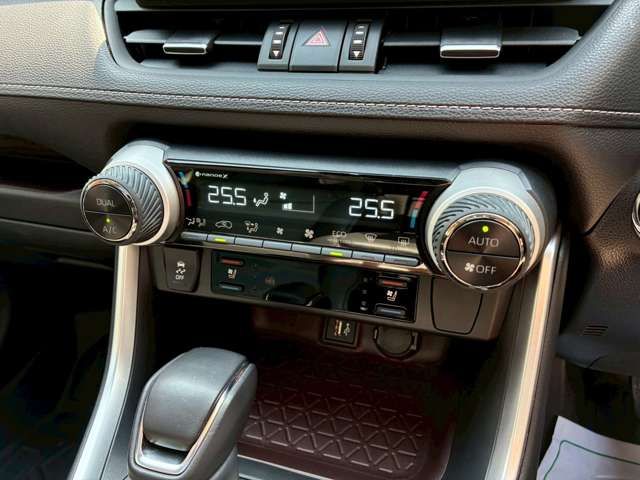 TOYOTA RAV4 4WD 2025 Image 31