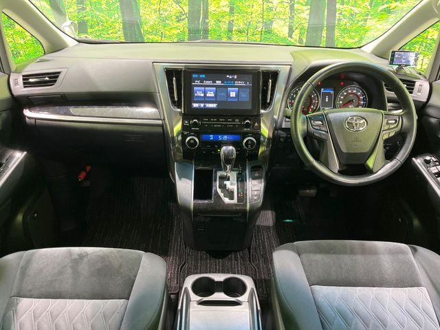 TOYOTA ALPHARD 4WD 2018 Image 31